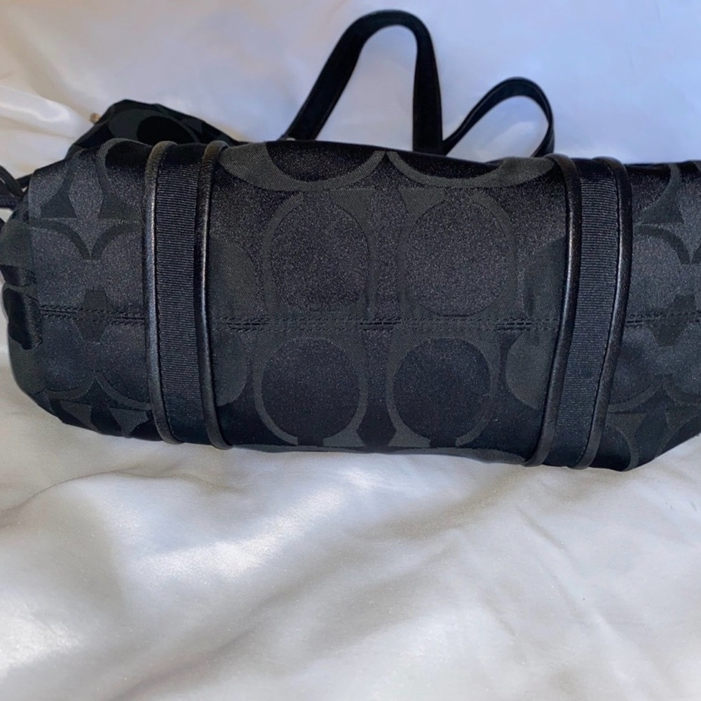 Coach Black Shoulder Bag with Silver Details - Picture 3 of 9